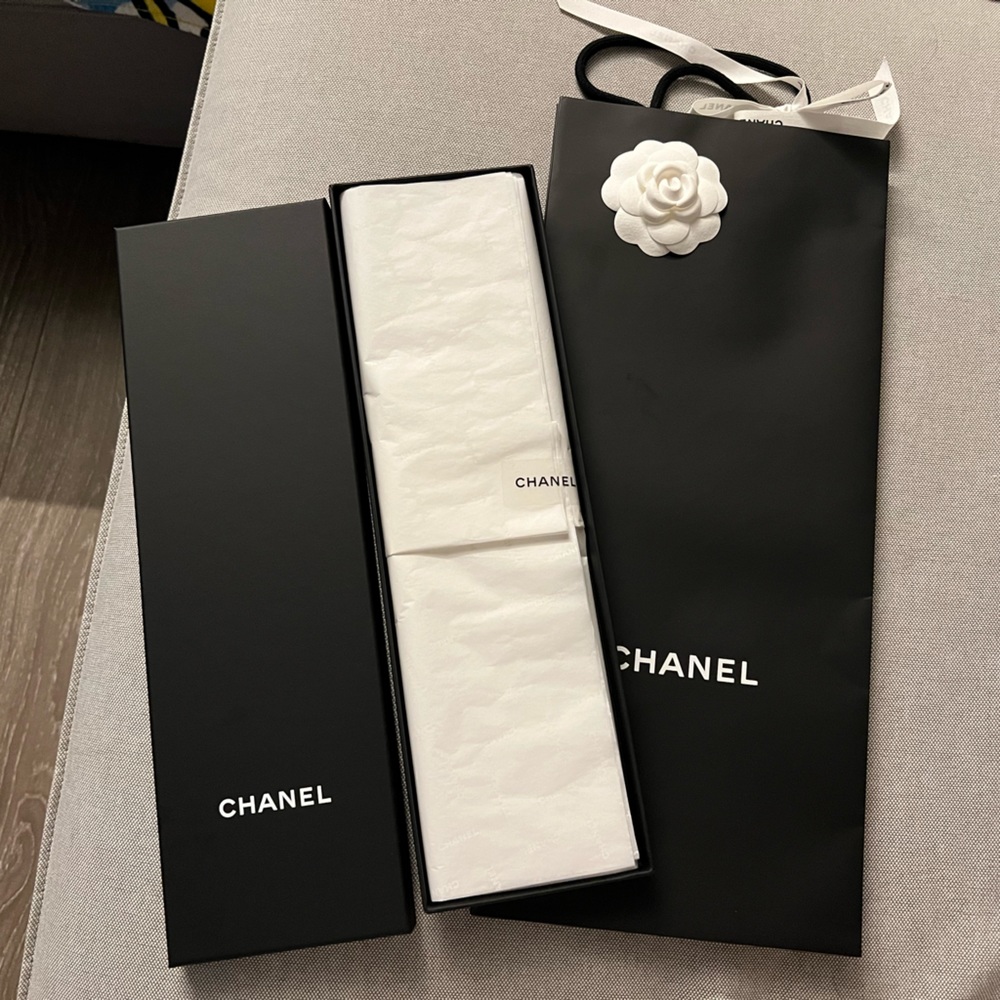 Chanel Box Shopping Bag Set